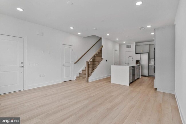 Building Photo - 19826 Lavender Dust Sq