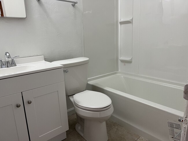 Photo - 915 Sleepy Hollow Rd Unidad A