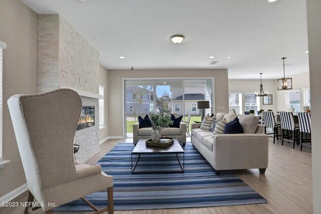 Photo - 580 Silver Landing Dr