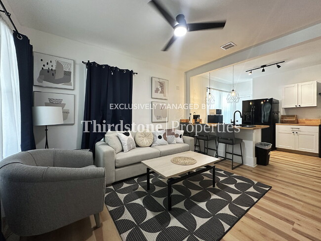 Photo - 2518 Dellwood Ave Unidad A