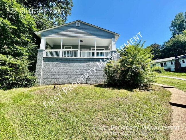 Photo - 822 Gillespie Rd