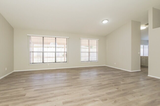 Photo - 11205 W Sunflower Pl