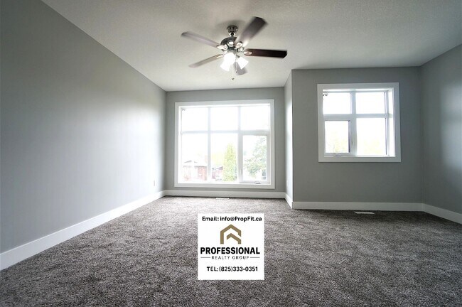 Photo - 9812 159 St NW