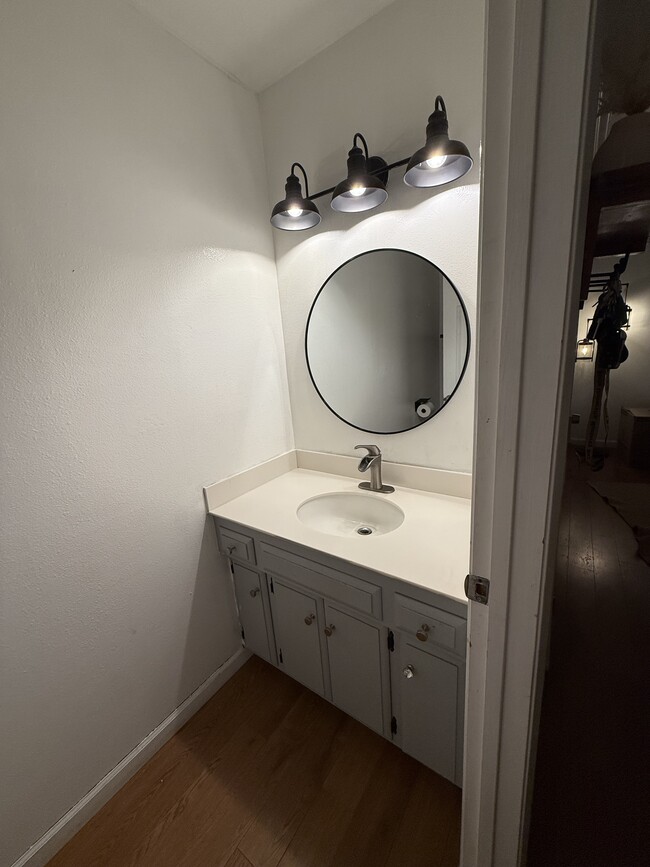 Photo - 1868 Cherokee Dr