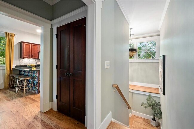 Photo - 1065 Washita Ave NE