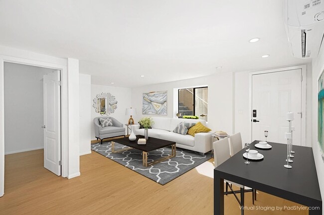 Photo - 2848 Morningside St Unit Paradise Hills Living