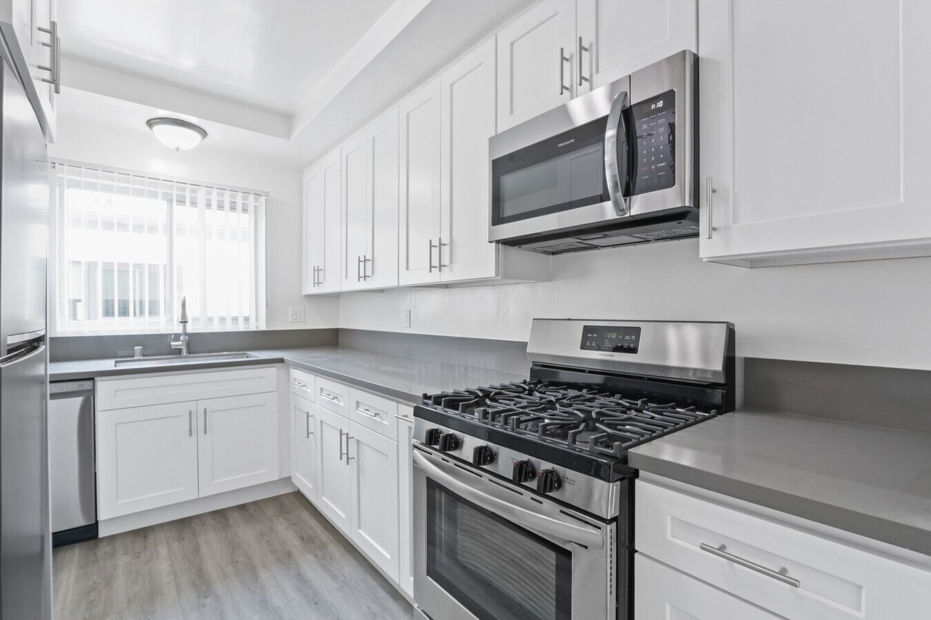 Photo - 1234 10th St in Santa Monica - steps to Wi...