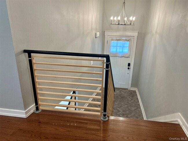 Photo - 30 Mayflower Ln