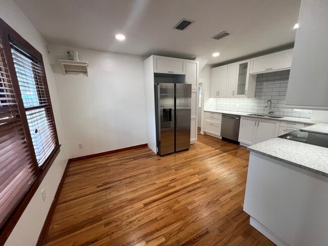 Cocina-comedor - 3880 Walsh St