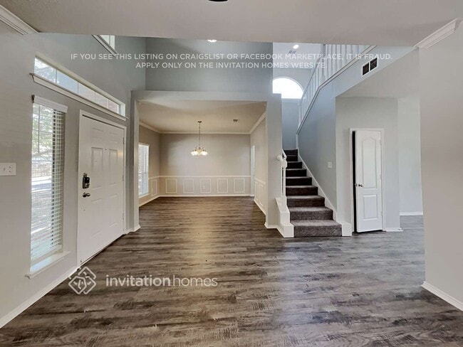 Photo - 828 Sansome Dr