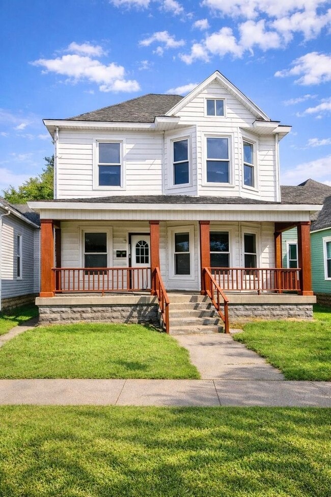 Building Photo - Live Where Charm Meets Convenience – 2BR in Farrington’s Grove