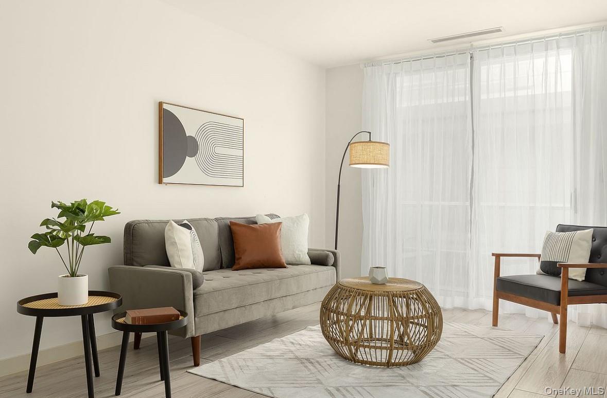 Photo - 14-50 110th St