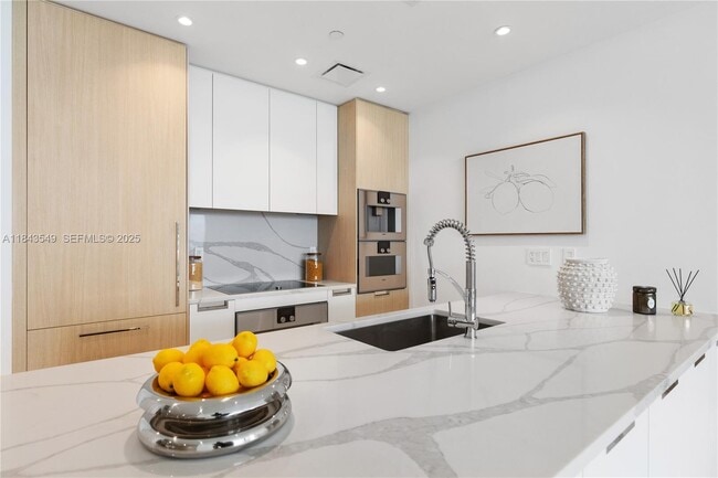 Photo - 15701 Collins Ave Unit 1004