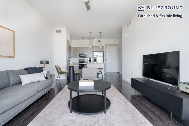 Photo - 410 SE 16th Ct Unit FL8-ID72