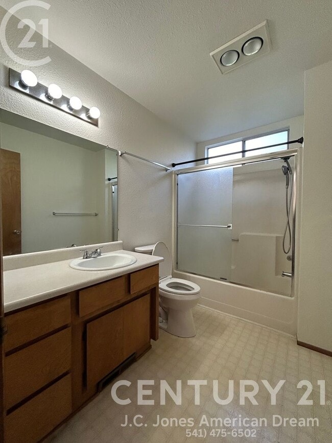 Photo - BLLC2503.3 Unit 68B