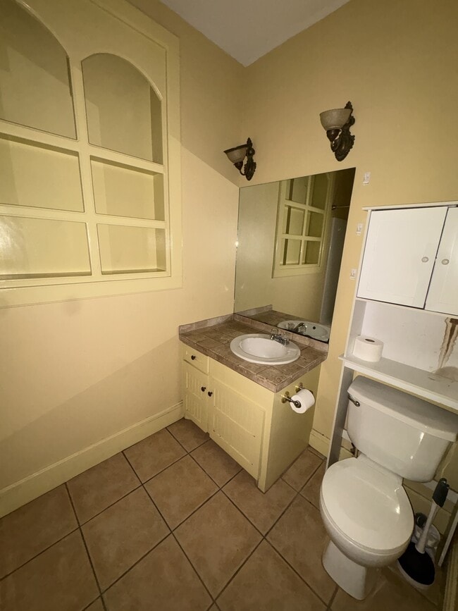 Photo - 131 Gallatin St Unit 2