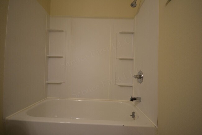 Photo - Longton Apartments Unit 3