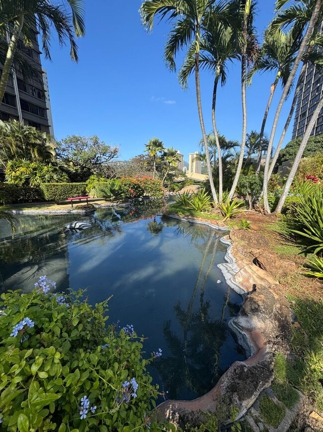 Building Photo - Available Now! Furnished Downtown 1 Bed/ 1 Bath Condo with A/C & Pool at Kukui Plaza Unit E909