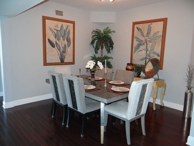 Photo - Furnished Room for Rent Unidad 203