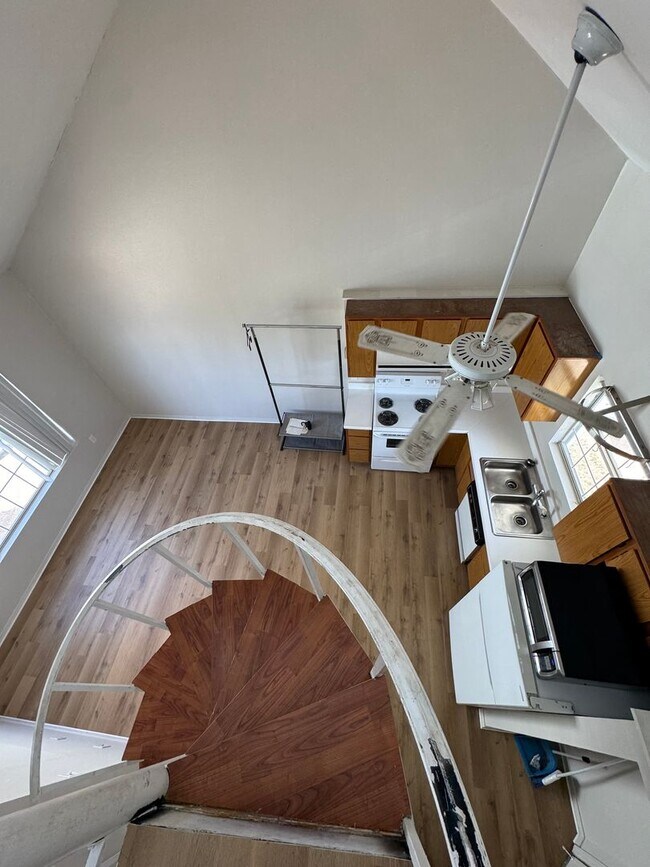 Building Photo - Rental Property