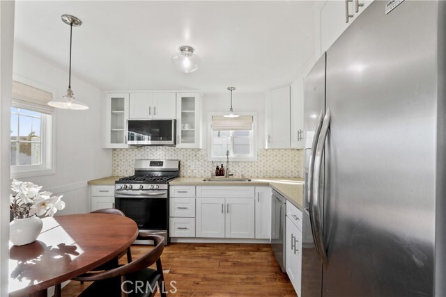 Photo - 725 N Bandini St