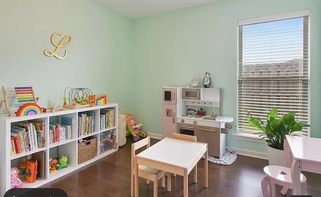 Photo - 784 Huey Andrew Ave