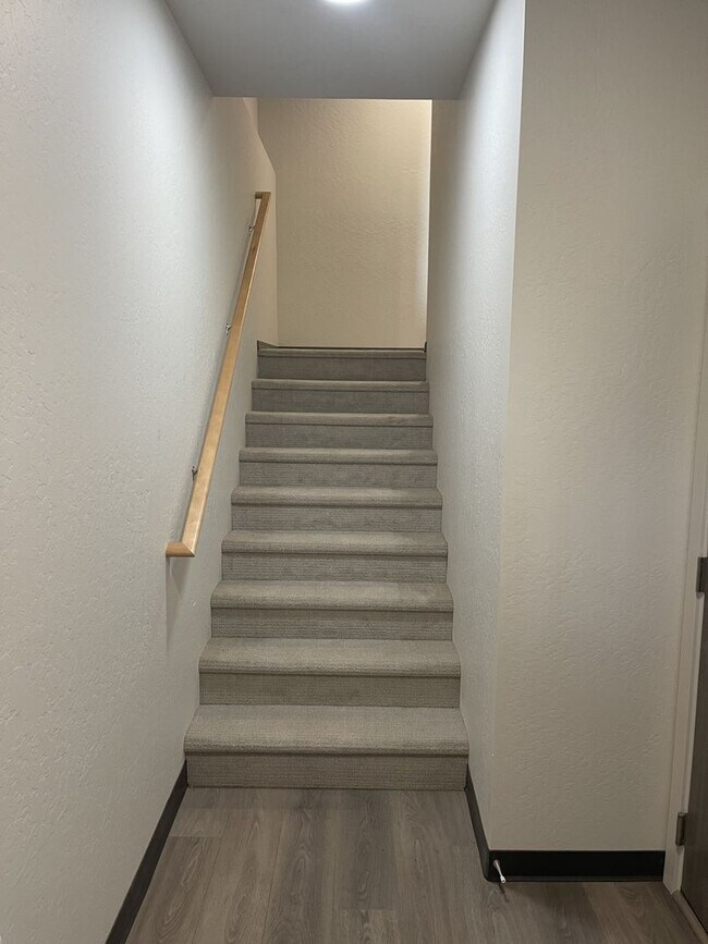 Photo - Stunning 3-Bed, 2.5-Bath 3-Level Townhomes in Deer Park Unit 4