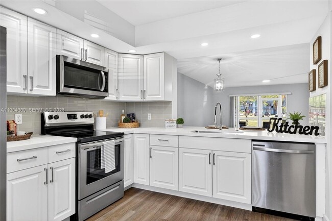 Photo - 12701 SW 14th St Unit 108J