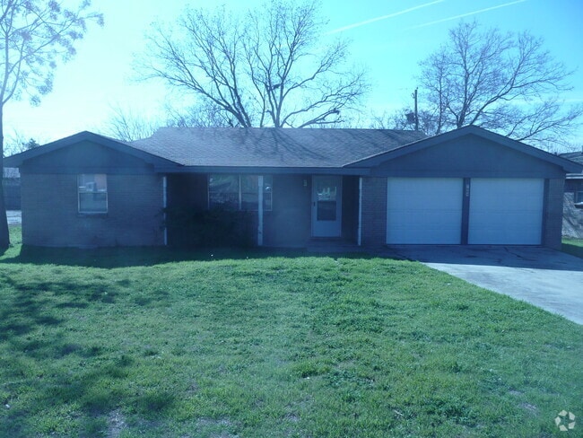 Building Photo - 7609 Carlos St Rental