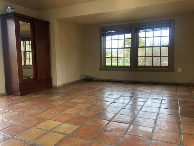 Photo - 1510 Fairway Dr