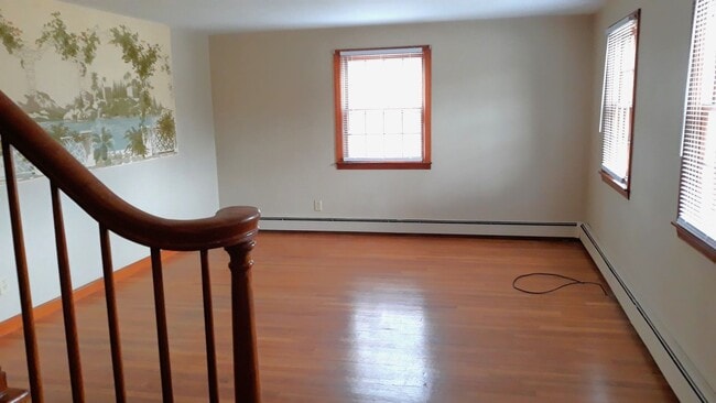 Photo - 217 Oaklawn Ave