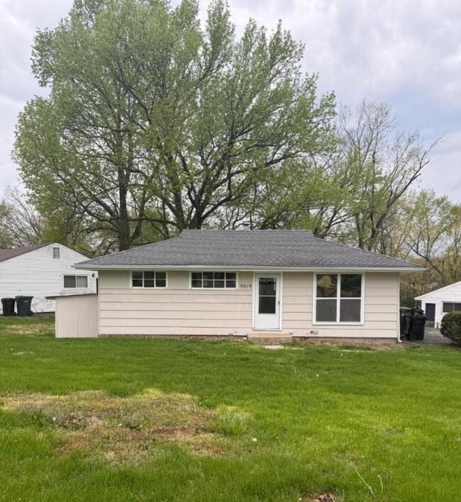 Photo - 5619 Sanborn Dr House