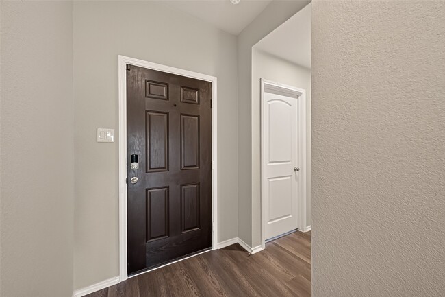 Photo - 21422 Chester Cliff Ln