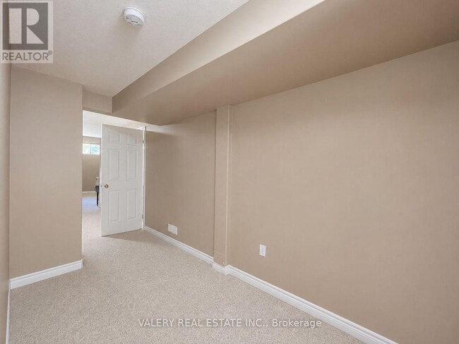 Photo - 555 Grasslands Ct