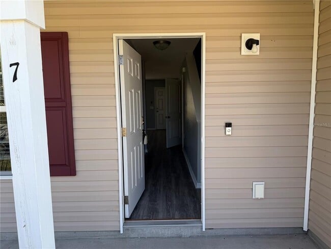 Photo - 7 Russkin Ln