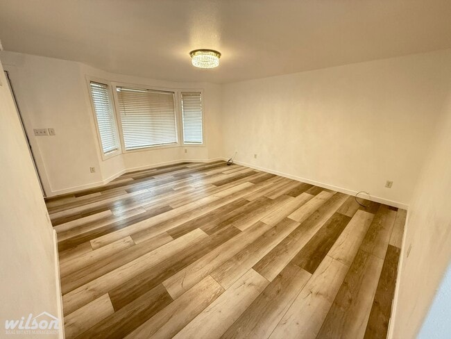 Photo - 301 Olympic Ave