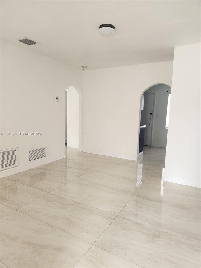 Photo - 890 NW 106th St Unit 890