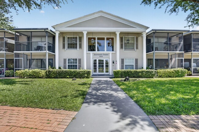 Building Photo - 9101 Jacaranda Ln Unit 107