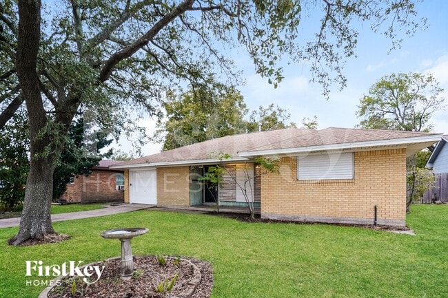 Photo - 1610 13th Ave N