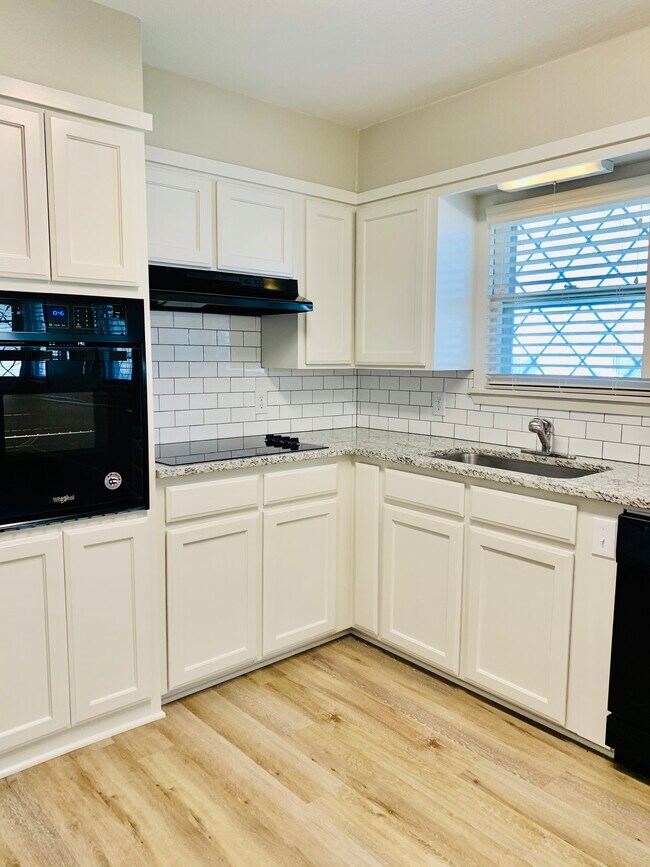 Photo - 226 Tolbert Ave