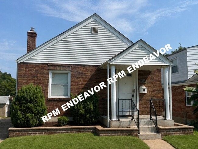Photo - 6857 Julian Ave