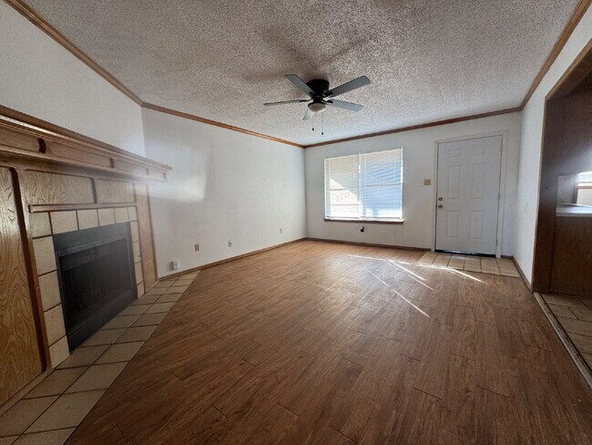 Photo - Great Location Two-bedroom Apartment Just South of the Loop