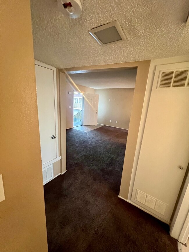 Photo - 2501 Bishop Dr Unit 4