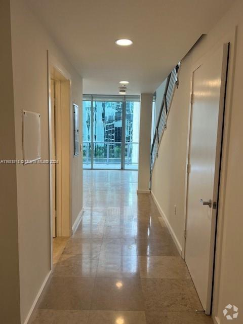 Building Photo - 1060 Brickell Ave Unit 607 Rental