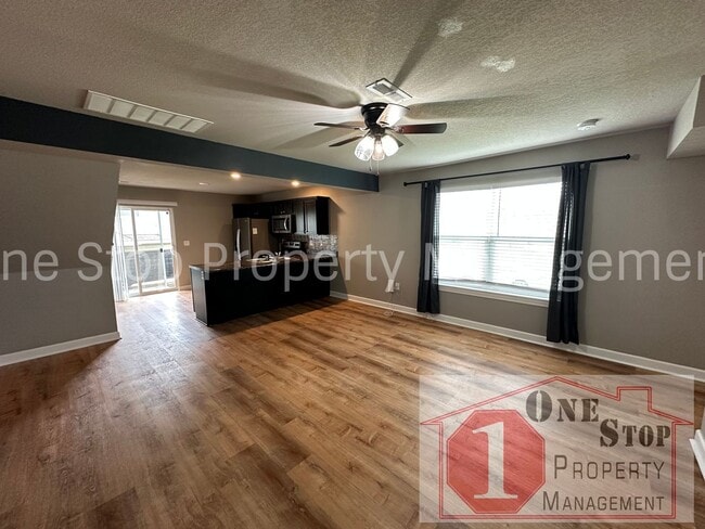 Photo - Gorgeous 3-Bed, 2.5-Bath Townhome in Raymore!