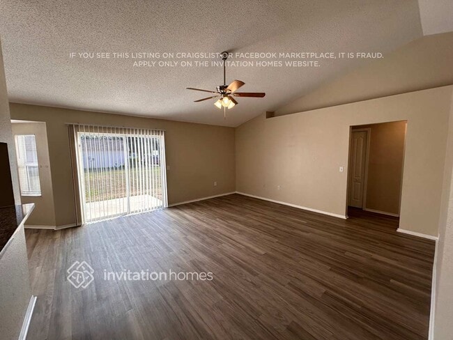 Photo - 122 Oak Run Dr