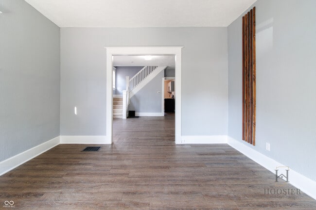 Photo - 614 N Temple Ave