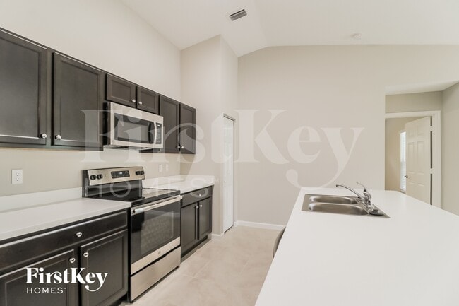 Photo - 1630 Salazar St SE