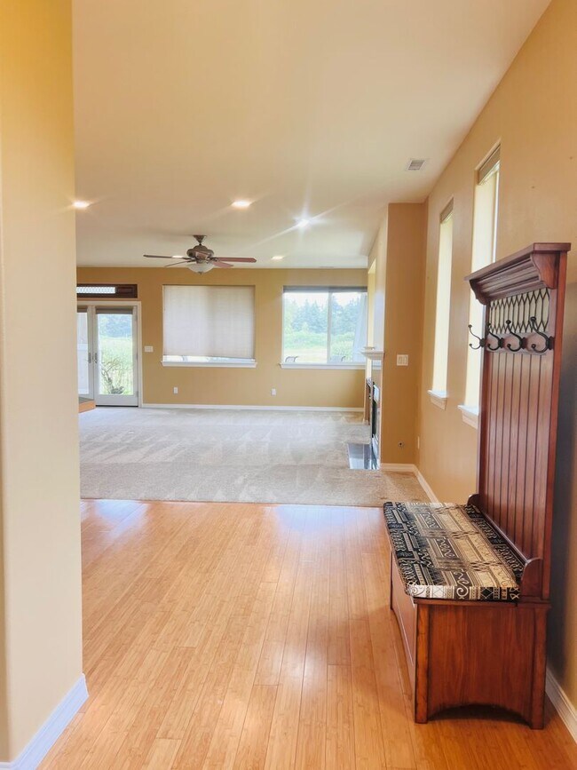 Photo - Lovely Rambler In the Coveted Jubilee 55+ Community! Nestled in Camano Neighborhood