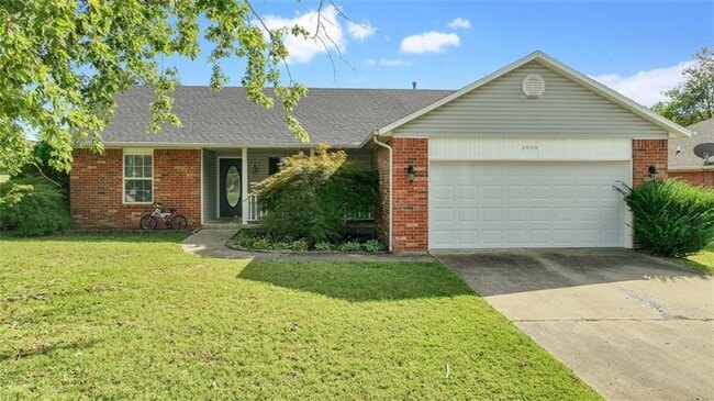 Photo - 2000 W Sumac St